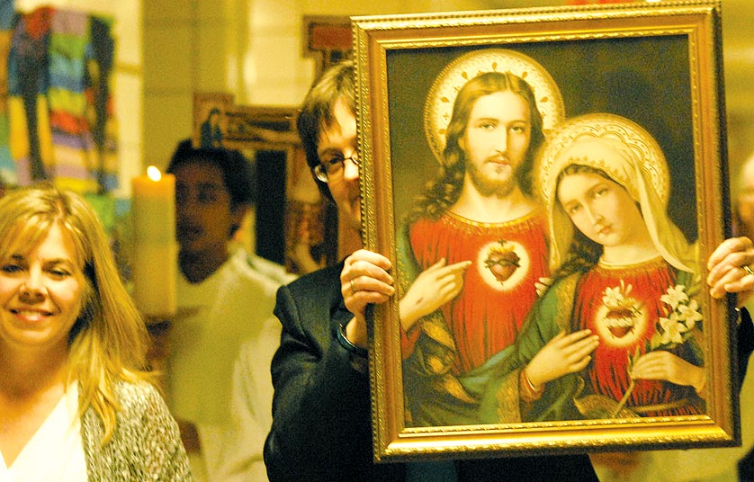 Sacred Heart of Jesus image procession