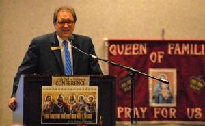 Dale Ahlquist, president of the American Chesterton Society, discusses "G.K. Chesterton and the Wholeness of Holiness" during dinner on Sept. 12.